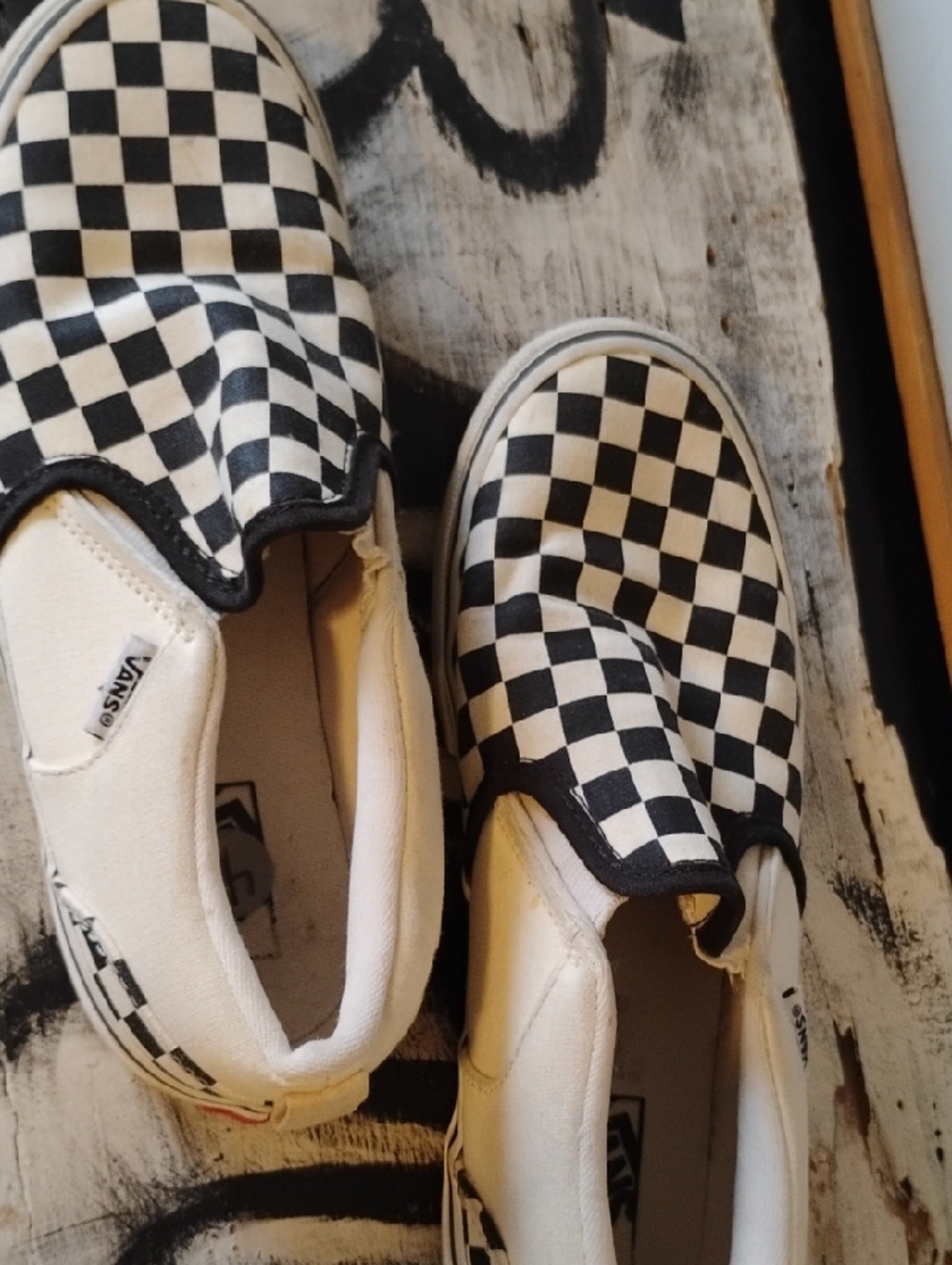 Vans Youth Checkerboard Slip-On Sneakers — Black & White Sz 4